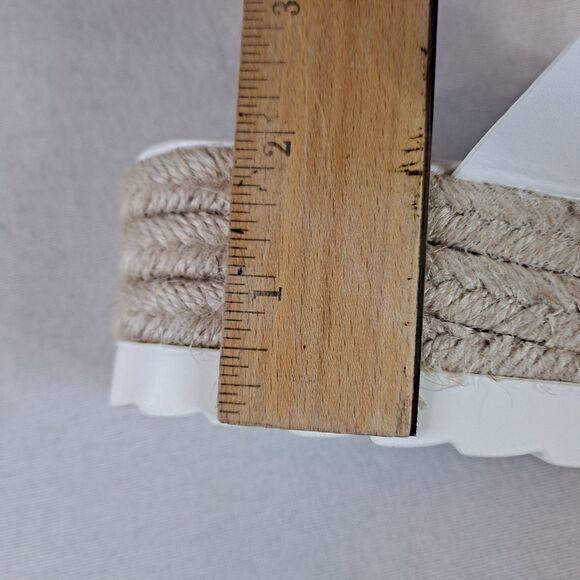 C Comfort est. 1946 Espadrilles Womens 7M Studded Platform White Faux Leather - Picture 8 of 11